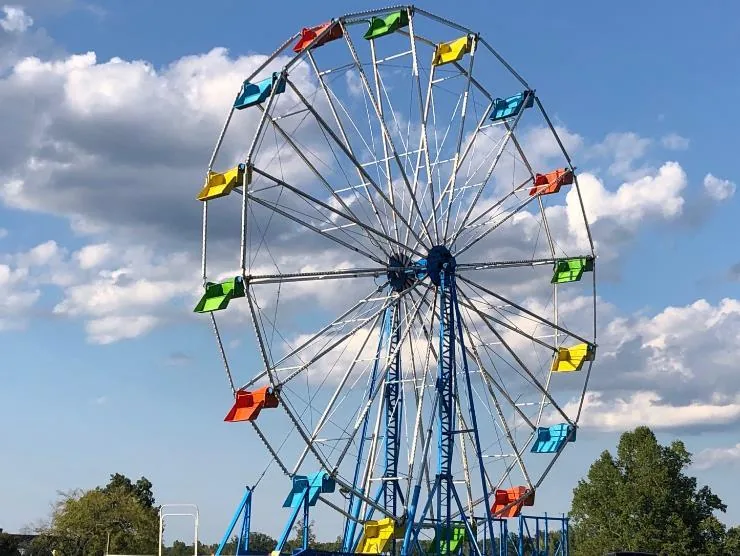 60 foot tall Ferris Wheel rental