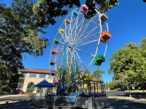 Rent a Classic Ferris Wheel for Corporate Events