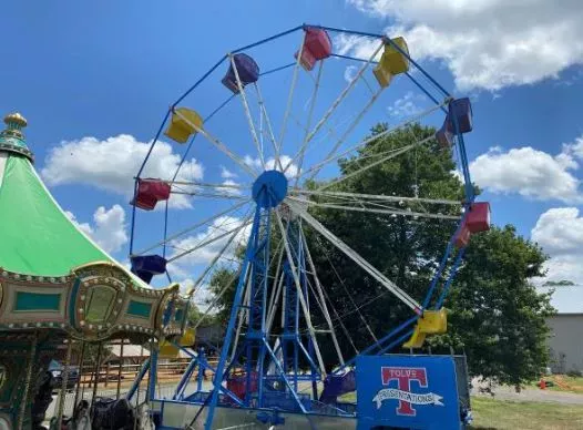Rock O Plane Ferris Wheel for Rent